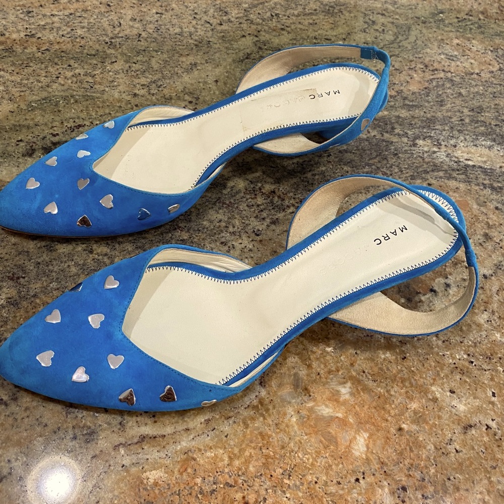 Marc Jacobs retro flats.